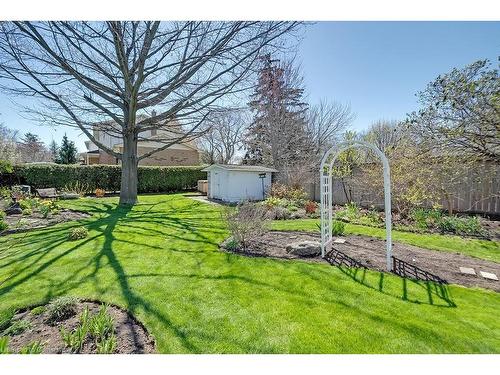 2344 Woodward Avenue, Burlington, ON - Outdoor With Backyard