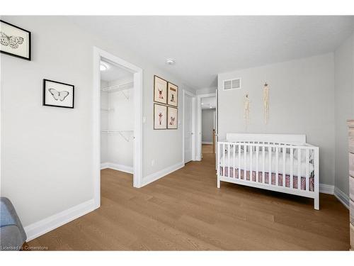 114 Colver Street W, Smithville, ON - Indoor Photo Showing Bedroom