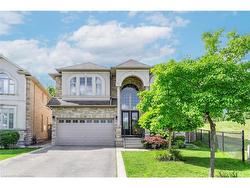 240 Cloverleaf Drive  Ancaster, ON L9K 1T2