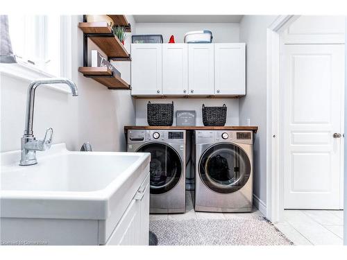 240 Cloverleaf Drive, Ancaster, ON - Indoor Photo Showing Laundry Room