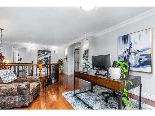 240 Cloverleaf Drive, Ancaster, ON - Indoor Photo Showing Living Room