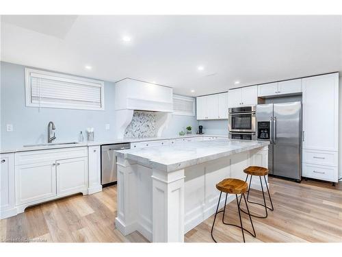 240 Cloverleaf Drive, Ancaster, ON - Indoor Photo Showing Kitchen With Upgraded Kitchen