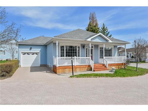 244 Silverbirch Boulevard, Mount Hope, ON - Outdoor With Deck Patio Veranda With Facade