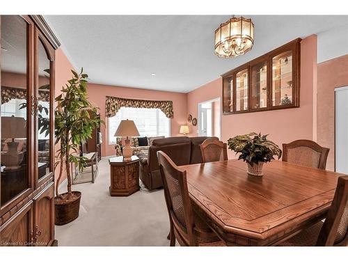 244 Silverbirch Boulevard, Mount Hope, ON - Indoor Photo Showing Dining Room