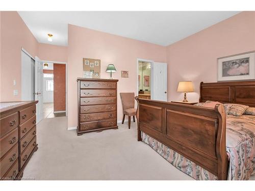 244 Silverbirch Boulevard, Mount Hope, ON - Indoor Photo Showing Bedroom