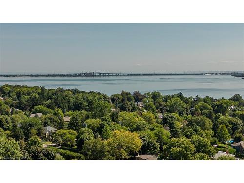 989 North Shore Boulevard W, Burlington, ON - Outdoor With Body Of Water With View