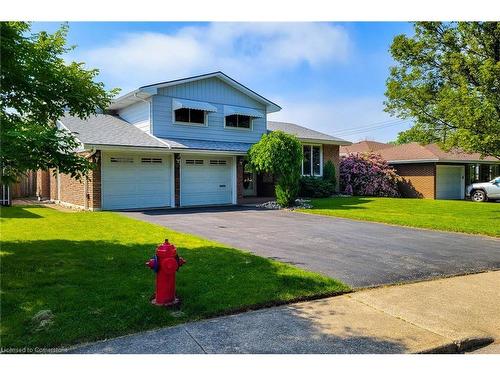 215 Montmorency Drive, Hamilton, ON - Outdoor With Facade