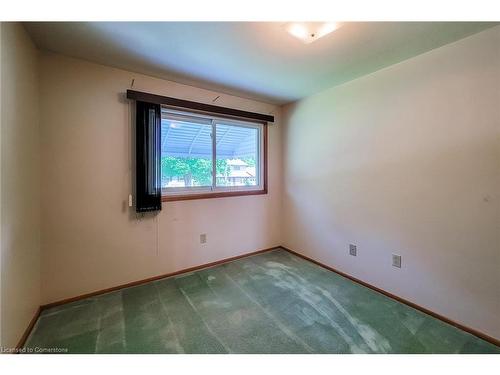 215 Montmorency Drive, Hamilton, ON - Indoor Photo Showing Other Room