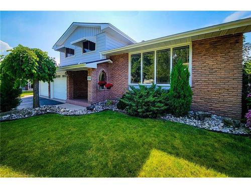 215 Montmorency Drive, Hamilton, ON - Outdoor