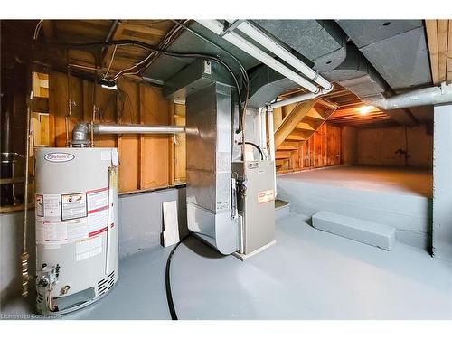 215 Montmorency Drive, Hamilton, ON - Indoor Photo Showing Basement