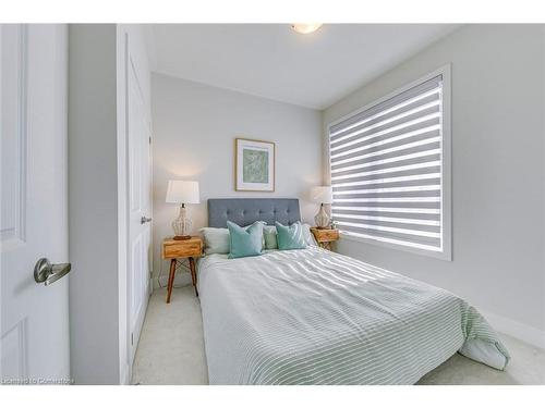 1488 Yellow Rose Circle, Oakville, ON - Indoor Photo Showing Bedroom