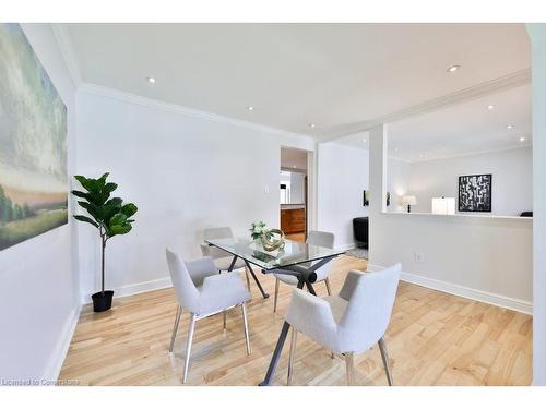 82 King Street, Milton, ON - Indoor Photo Showing Dining Room