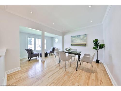 82 King Street, Milton, ON - Indoor Photo Showing Dining Room