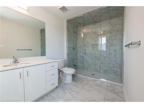 5 Cherry Blossom Heights, Hamilton, ON - Indoor Photo Showing Bathroom