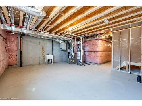 5 Cherry Blossom Heights, Hamilton, ON - Indoor Photo Showing Basement