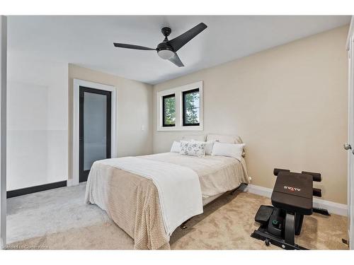 8 Stanmary Drive, St. Catharines, ON - Indoor Photo Showing Bedroom