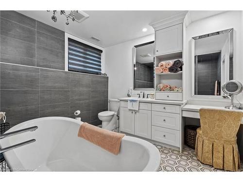 8 Stanmary Drive, St. Catharines, ON - Indoor Photo Showing Bathroom