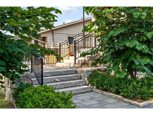 8 Stanmary Drive, St. Catharines, ON - Outdoor