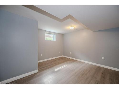 20 Collier Road N, Thorold, ON - Indoor Photo Showing Other Room