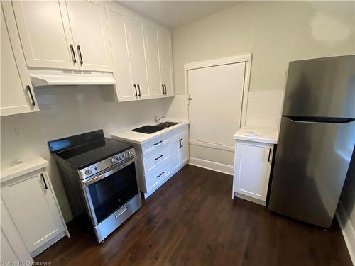 Upper-97 East 24Th Street, Hamilton, ON - Indoor Photo Showing Kitchen