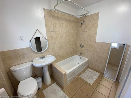 Upper-97 East 24Th Street, Hamilton, ON - Indoor Photo Showing Bathroom