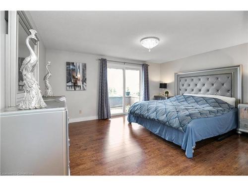 97 Old Chicopee Drive, Kitchener, ON - Indoor Photo Showing Bedroom