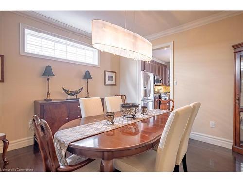 54 Las Road, Smithville, ON - Indoor Photo Showing Dining Room