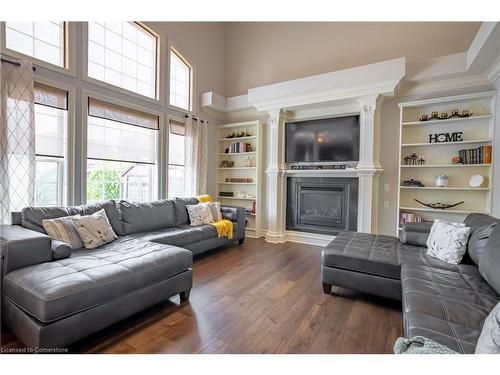 54 Las Road, Smithville, ON - Indoor Photo Showing Living Room With Fireplace