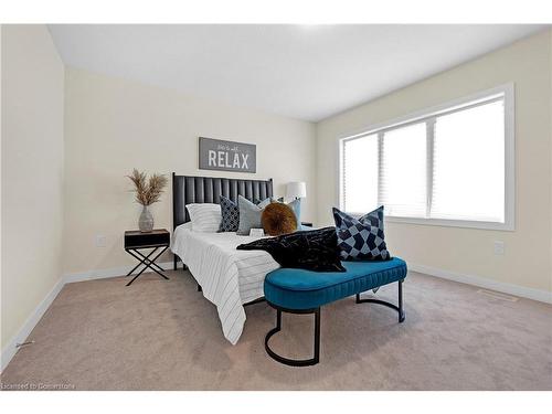 29 Basswood Crescent, Caledonia, ON - Indoor Photo Showing Bedroom