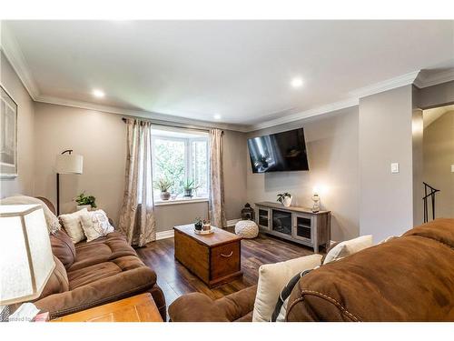 1216 Consort Crescent, Burlington, ON - Indoor Photo Showing Living Room