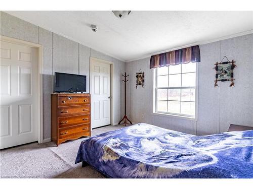 1 Forest Trail, Selkirk, ON - Indoor Photo Showing Bedroom