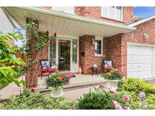 16 Chelsea Crescent, Hamilton, ON - Outdoor With Deck Patio Veranda