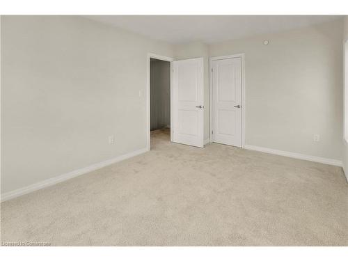 2 Bromley Drive, St. Catharines, ON - Indoor Photo Showing Other Room