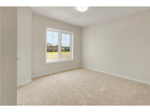 2 Bromley Drive, St. Catharines, ON - Indoor Photo Showing Other Room