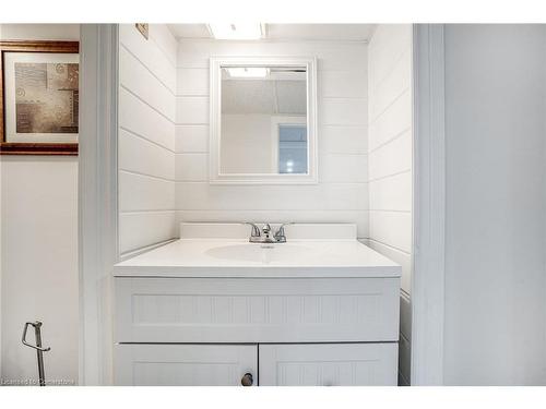 540 Niagara Street, St. Catharines, ON - Indoor Photo Showing Bathroom