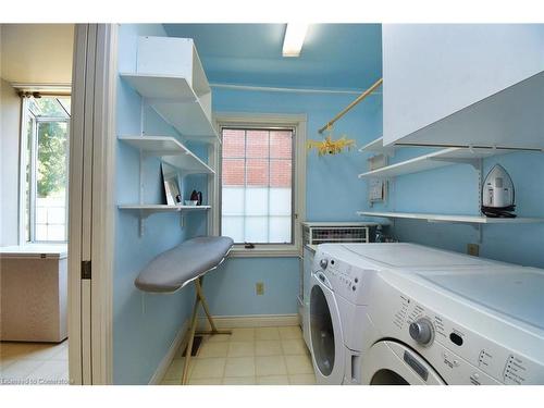 24 John Street E, Waterdown, ON - Indoor Photo Showing Laundry Room