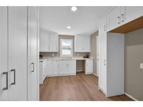 145 Connaught Avenue N, Hamilton, ON - Indoor Photo Showing Kitchen