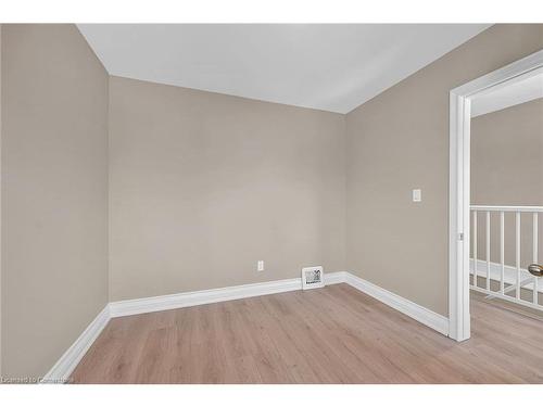 145 Connaught Avenue N, Hamilton, ON - Indoor Photo Showing Other Room