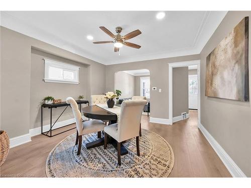 145 Connaught Avenue N, Hamilton, ON - Indoor Photo Showing Dining Room