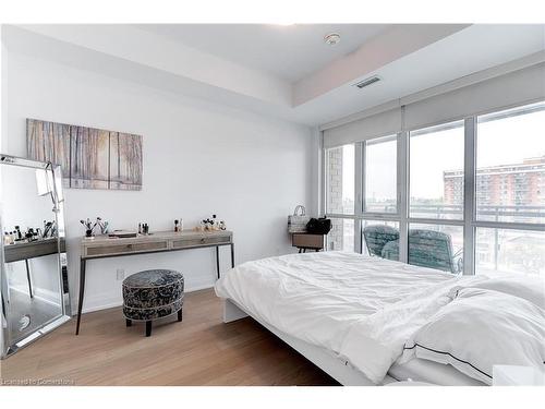 608-2025 Maria Street, Burlington, ON - Indoor Photo Showing Bedroom