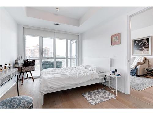 608-2025 Maria Street, Burlington, ON - Indoor Photo Showing Bedroom