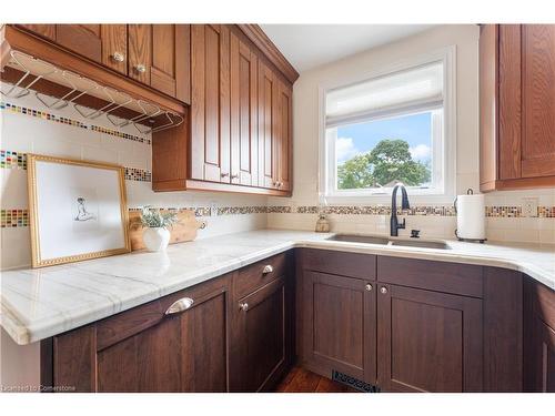 57 West 4Th Street, Hamilton, ON - Indoor Photo Showing Kitchen With Double Sink