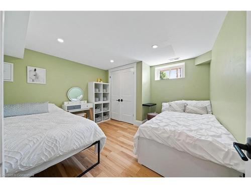 2411 Shurie Road, Smithville, ON - Indoor Photo Showing Bedroom