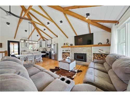 2411 Shurie Road, Smithville, ON - Indoor Photo Showing Living Room With Fireplace