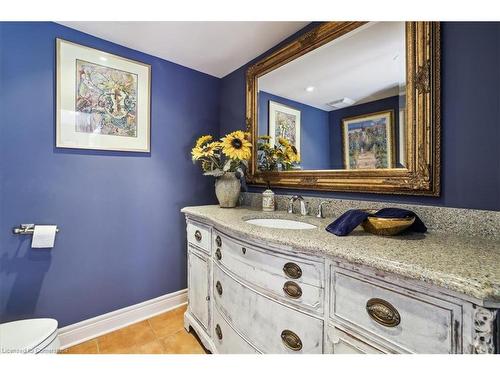 65 Queen Street, St. Catharines, ON - Indoor Photo Showing Bathroom