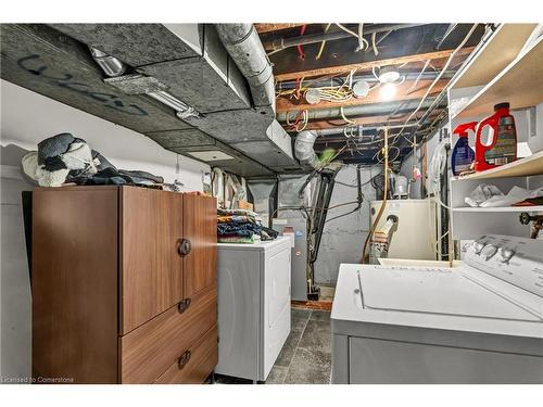 17 Avalon Place, Hamilton, ON - Indoor Photo Showing Laundry Room