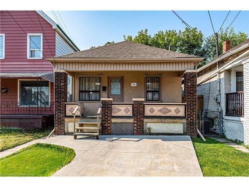 152 Beach Road, Hamilton, ON - Outdoor With Deck Patio Veranda With Facade