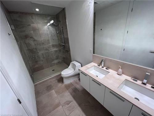 5406-50 Charles Street E, Toronto, ON - Indoor Photo Showing Bathroom