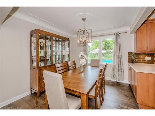 976 Danforth Avenue, Burlington, ON - Indoor Photo Showing Dining Room