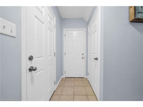 949 Tartan Court, Kitchener, ON - Indoor Photo Showing Other Room